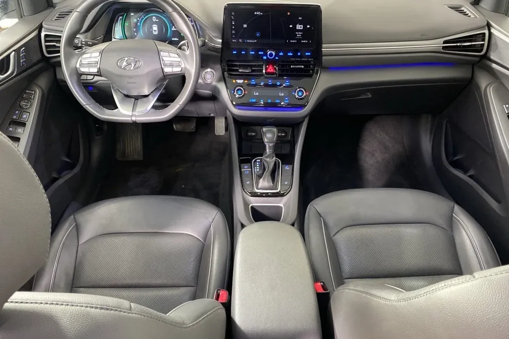 2020 Hyundai Ioniq Limited photo 1