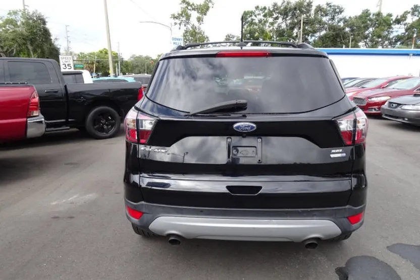 2018 Ford Escape SEL photo 1