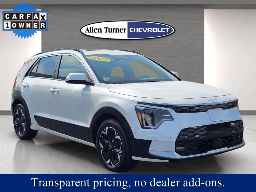 2023 Kia Niro EV Wave photo 1