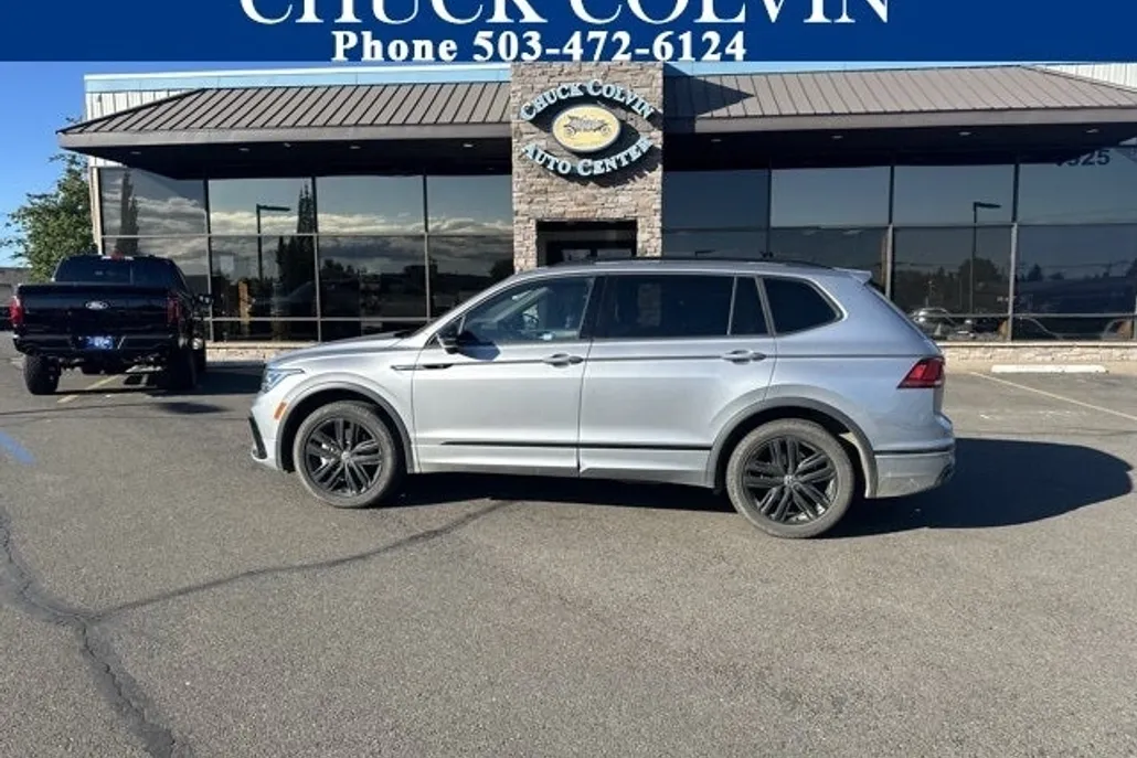 2022 Volkswagen Tiguan SE R-Line Black photo 1