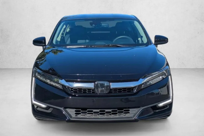 2018 Honda Clarity Plug-In Hybrid photo 1