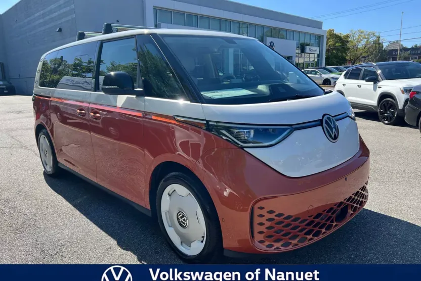 2025 Volkswagen ID. Buzz photo 1