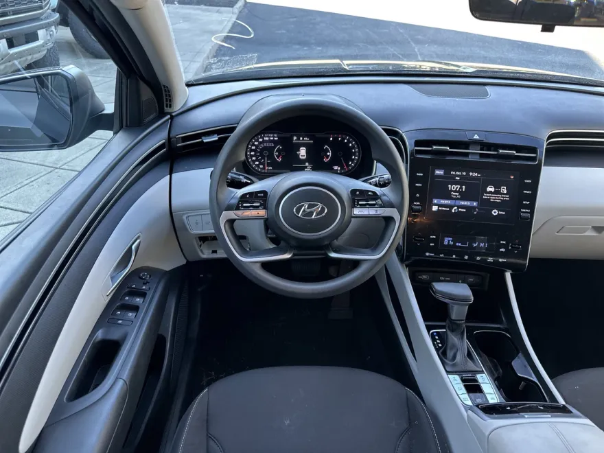2024 Hyundai Tucson SEL photo 1