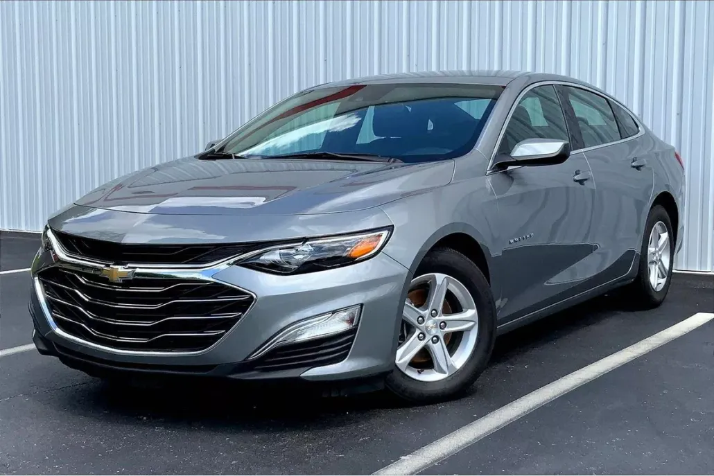 2024 Chevrolet Malibu LS photo 1