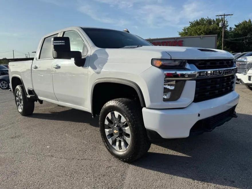 2022 Chevrolet Silverado 2500HD LT photo 1