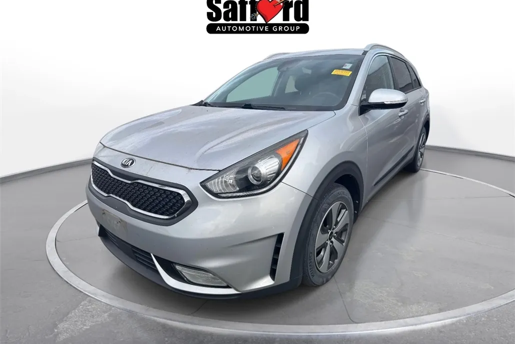 2017 Kia Niro EX photo 1