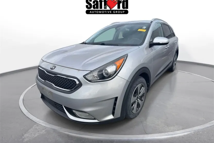 2017 Kia Niro EX photo 1