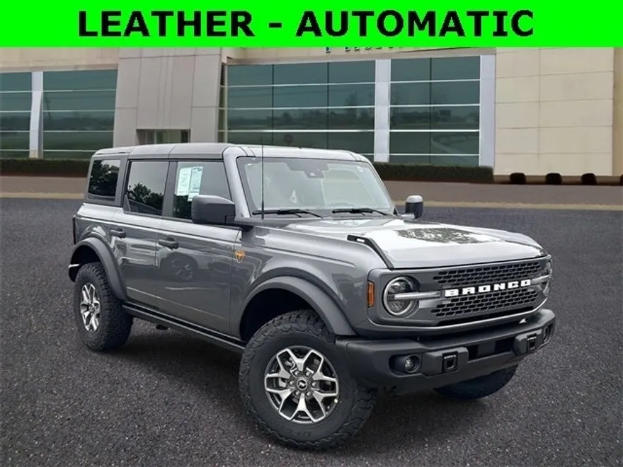 2025 Ford Bronco Badlands photo 1