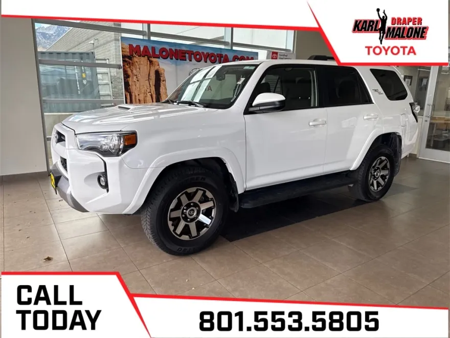 2024 Toyota 4Runner TRD Off-Road photo 1