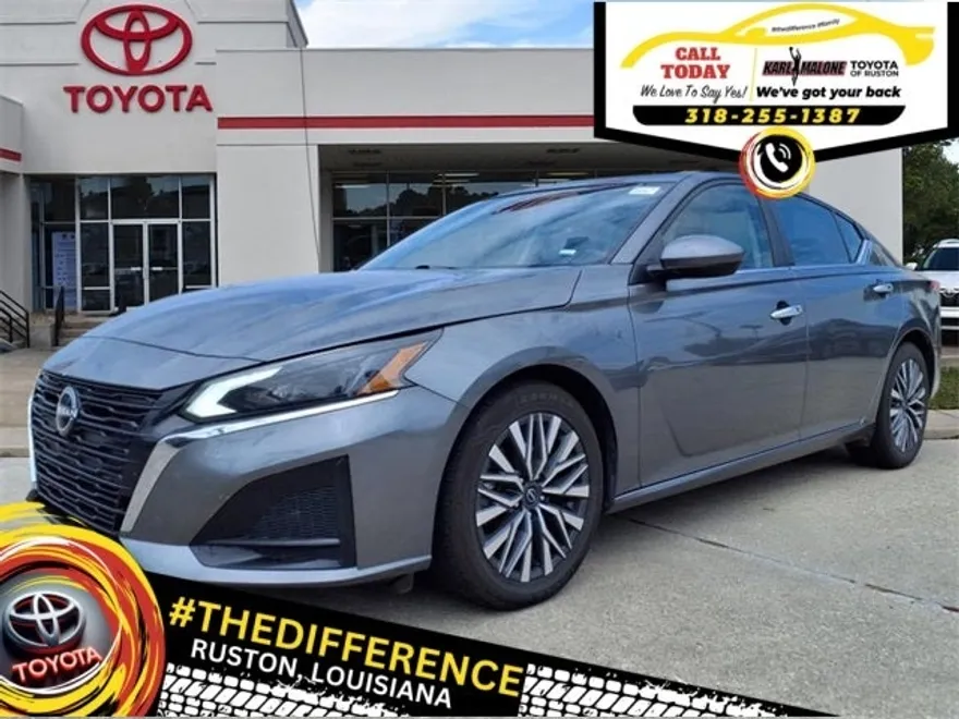 2023 Nissan Altima 2.5 SV photo 1