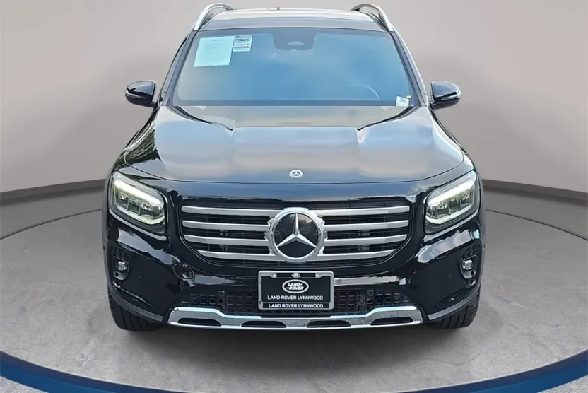 2025 Mercedes Benz GLB 250 4MATIC photo 1