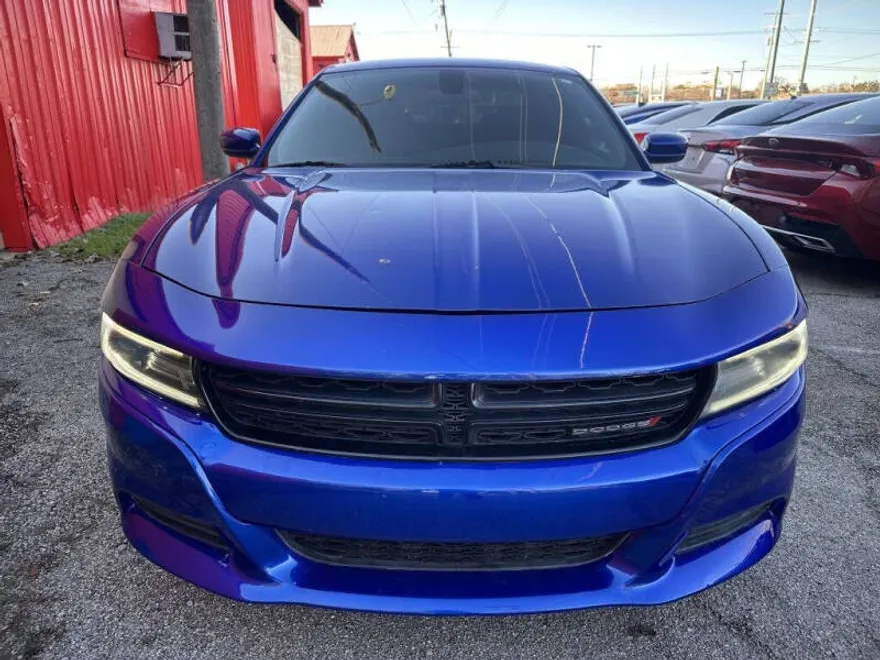 2019 Dodge Charger SXT photo 1