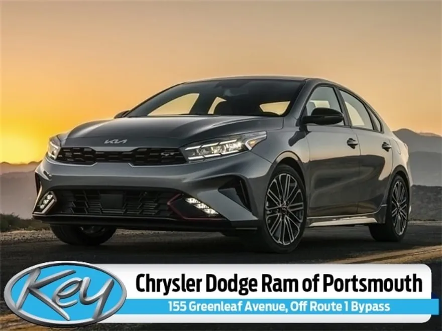 2023 Kia Forte LXS photo 1
