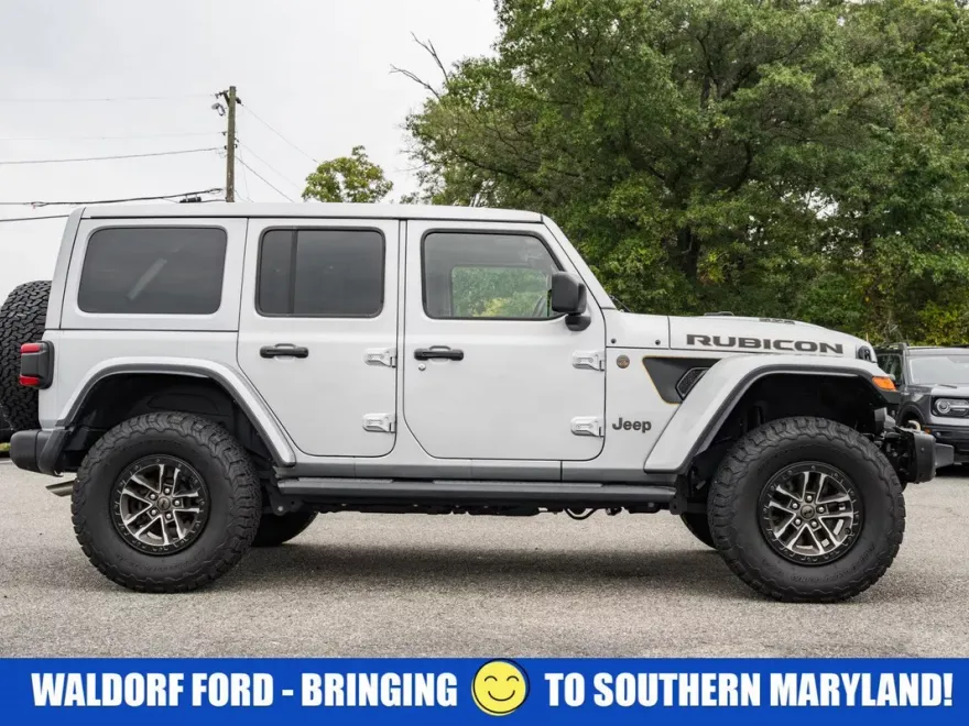 2024 Jeep Wrangler Rubicon 392 photo 1