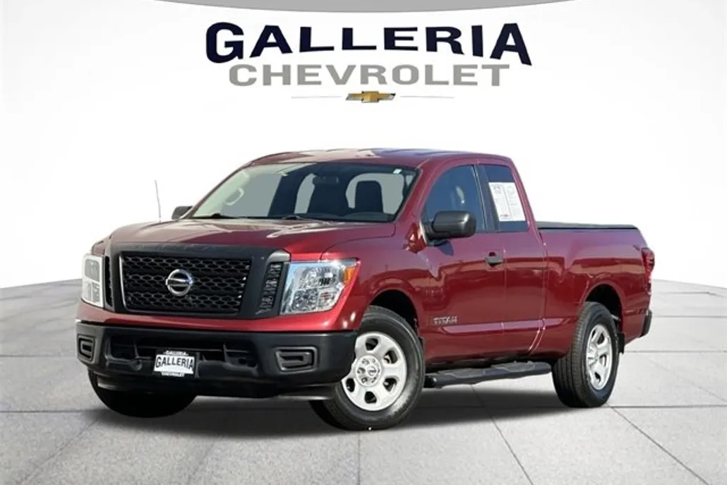 2017 Nissan Titan S photo 1