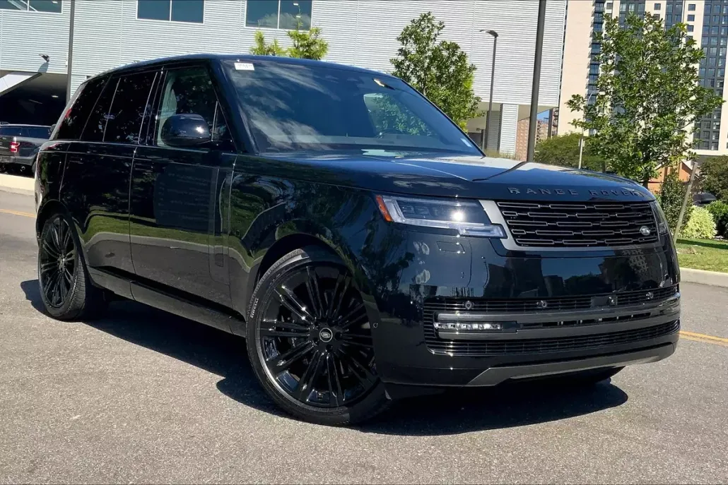 2025 Land Rover Range Rover SE photo 1