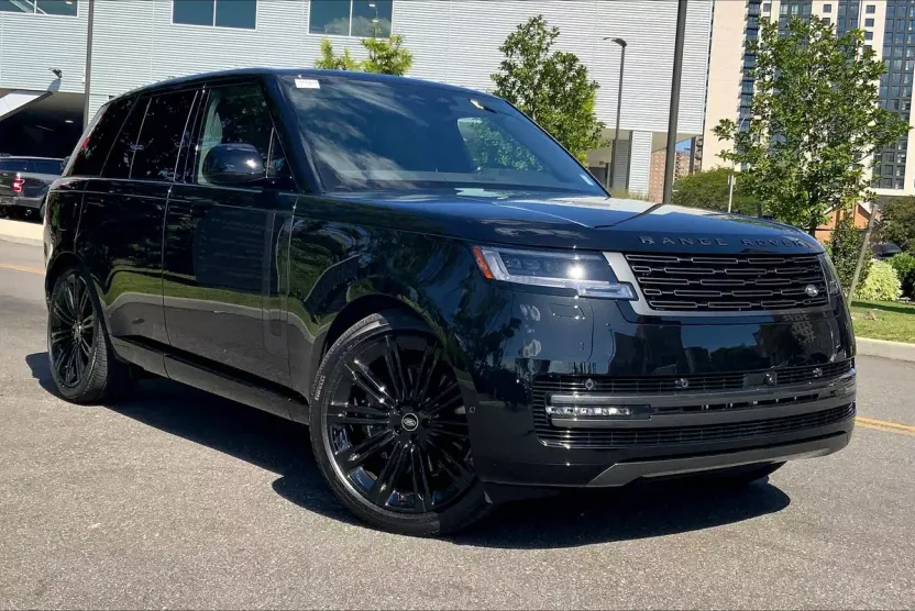 2025 Land Rover Range Rover SE photo 1