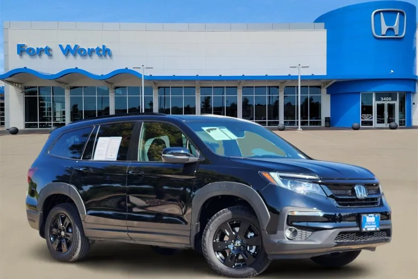 2022 Honda Pilot TrailSport photo 1