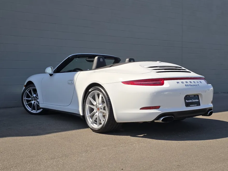 2014 Porsche 911 4 photo 1