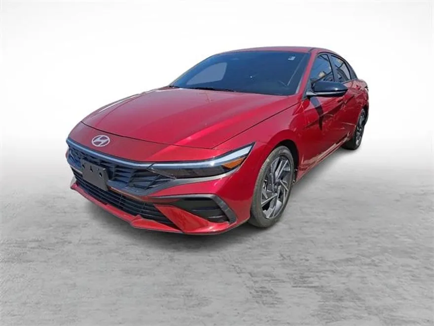 2025 Hyundai Elantra SEL Sport photo 1