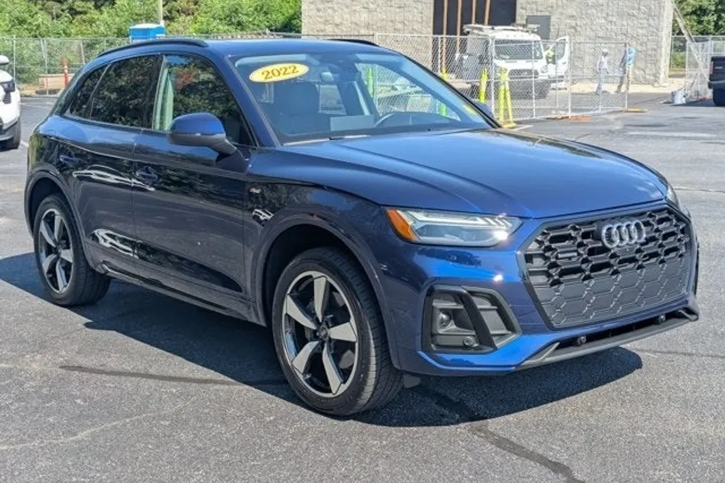 2022 Audi Q5 45 S line Prestige Premium photo 1