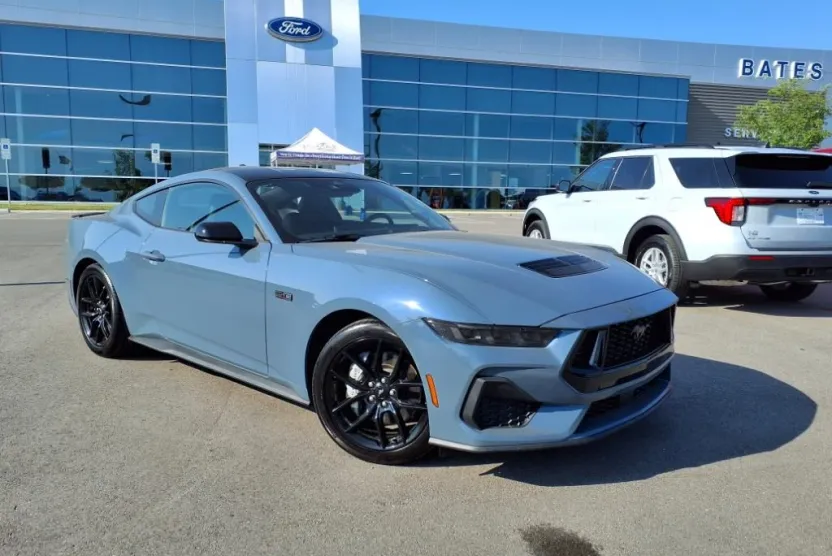 2024 Ford Mustang GT photo 1