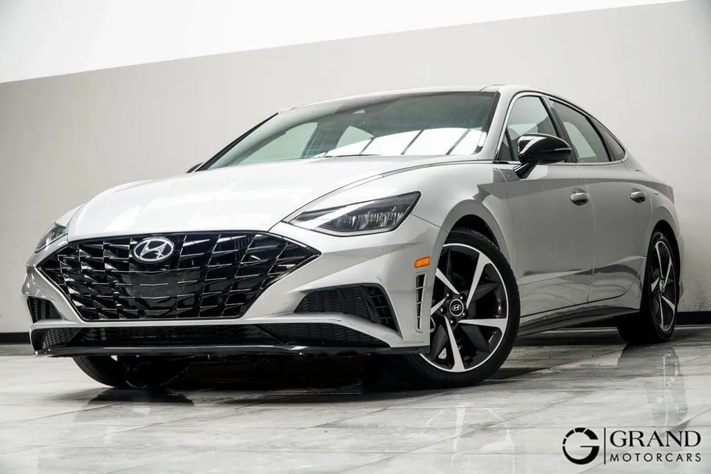 2022 Hyundai Sonata SEL Plus photo 1