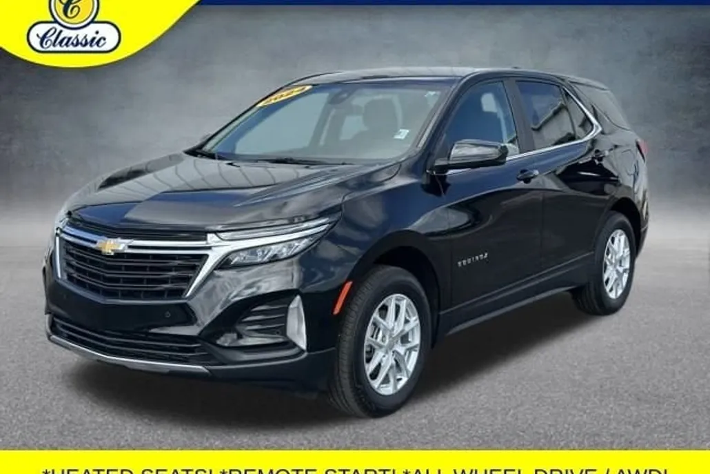 2024 Chevrolet Equinox LT photo 1