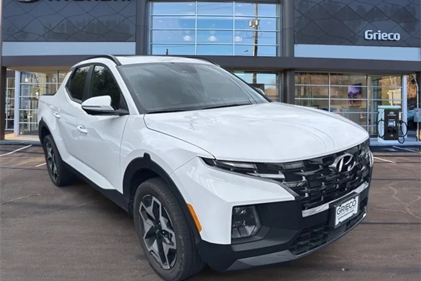 2024 Hyundai Santa Cruz Limited photo 1
