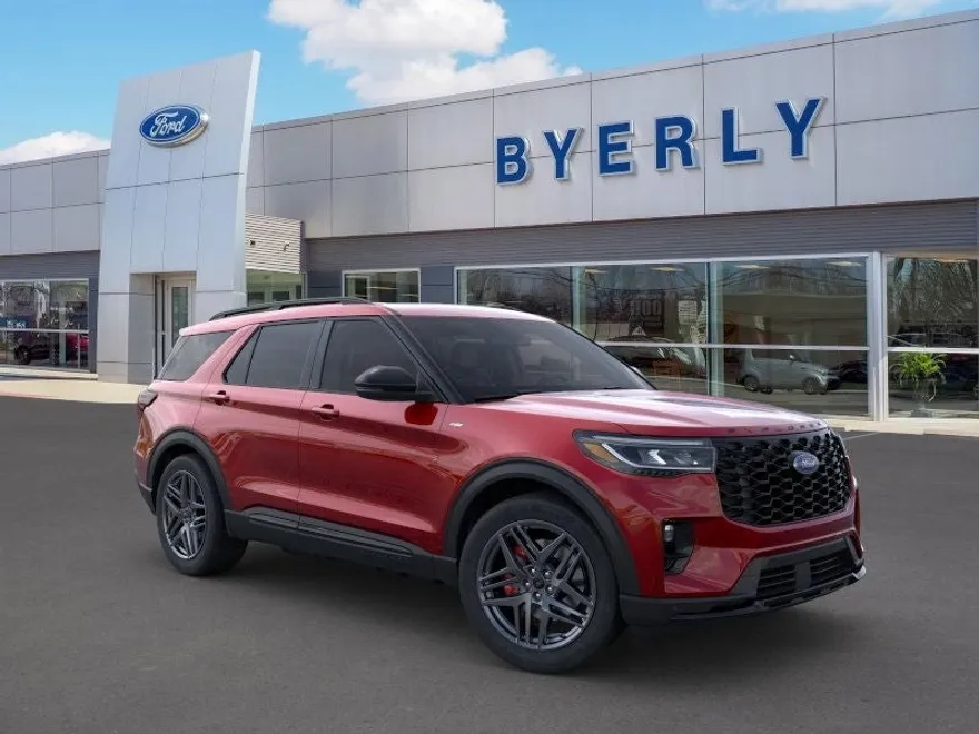 2025 Ford Explorer ST-Line photo 1