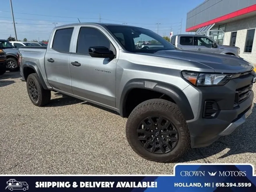 2023 Chevrolet Colorado Trail Boss photo 1