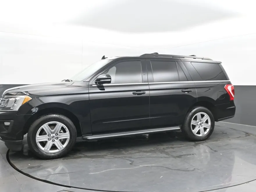 2018 Ford Expedition XLT photo 1
