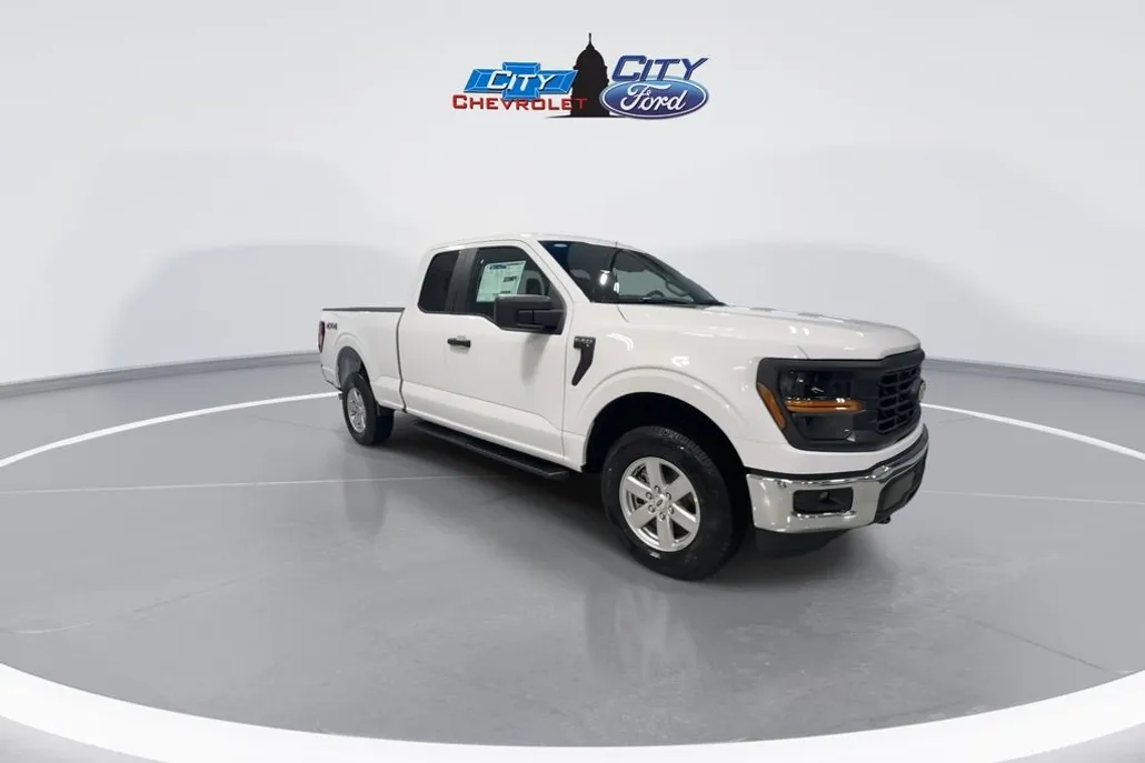 2025 Ford F-150 XL photo 1