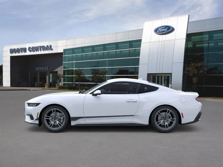 2025 Ford Mustang EcoBoost Premium photo 1
