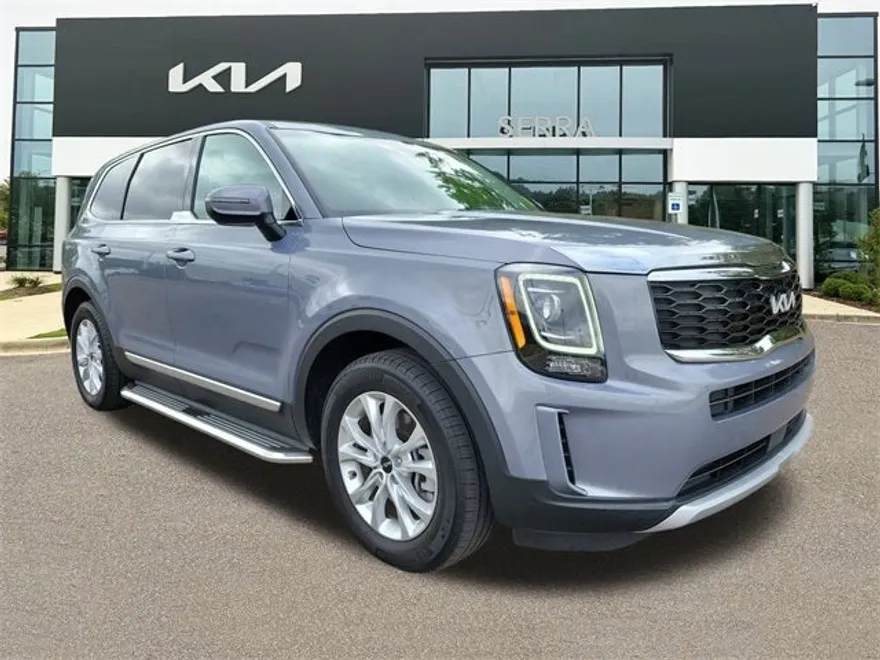 2022 Kia Telluride LX photo 1