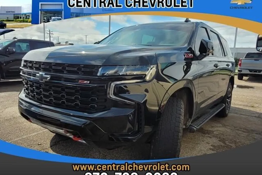 2023 Chevrolet Tahoe Z71 photo 1