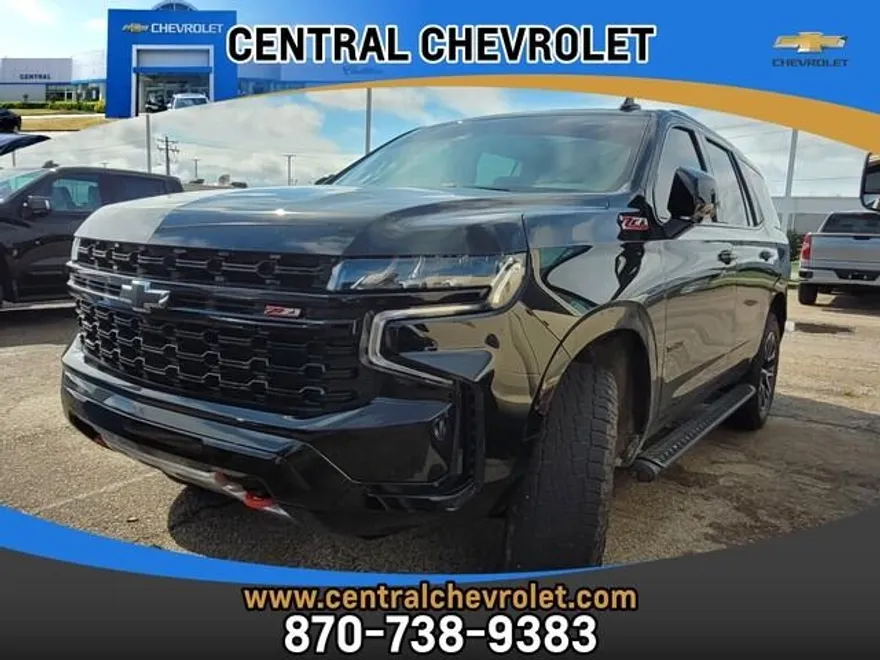 2023 Chevrolet Tahoe Z71 photo 1