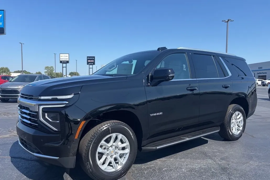 2026 Chevrolet Tahoe LT photo 1