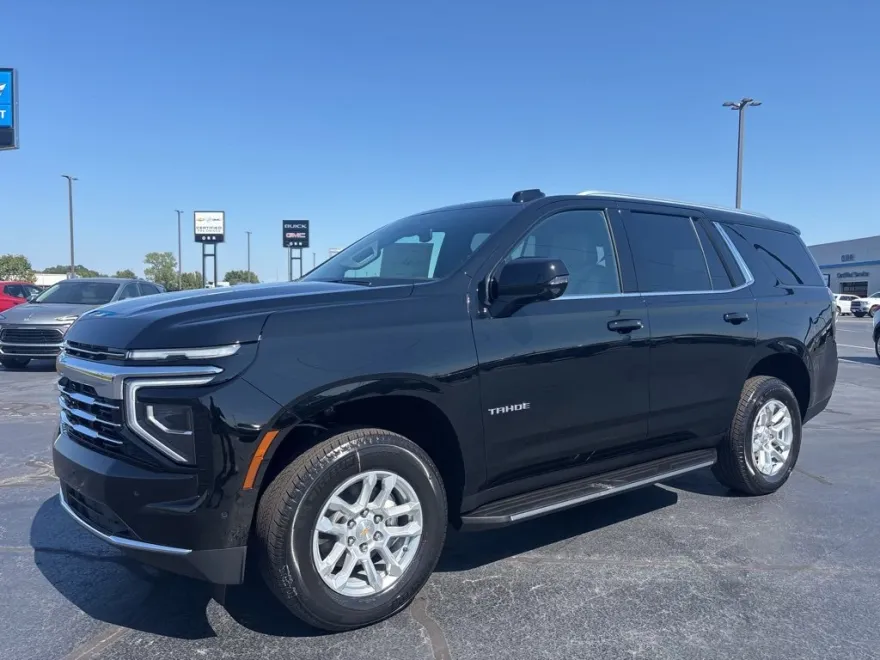 2026 Chevrolet Tahoe LT photo 1
