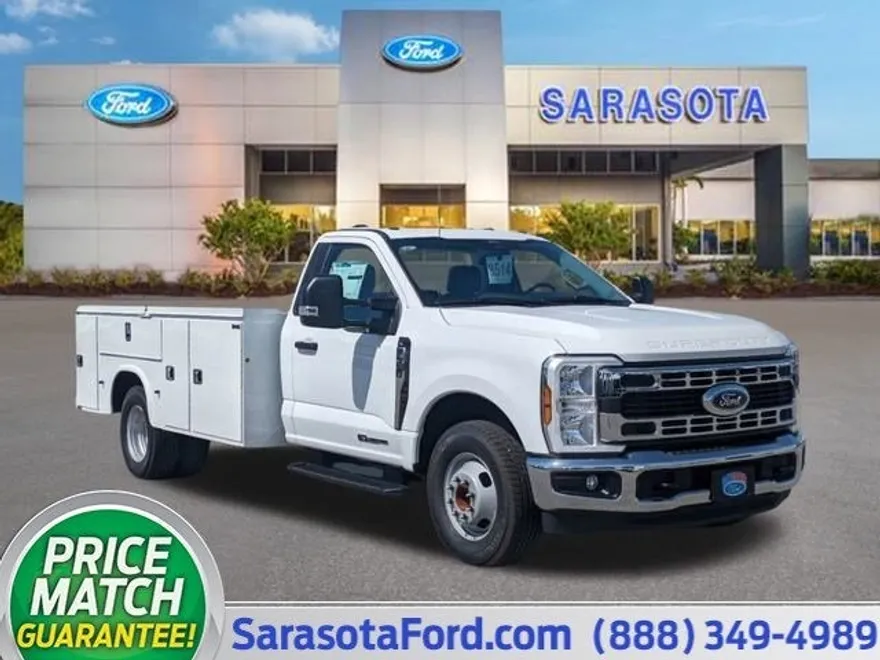 2024 Ford F-350 XL photo 1
