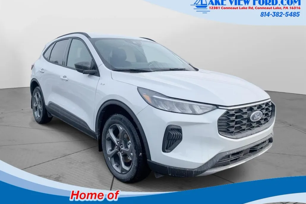 2025 Ford Escape ST-Line photo 1