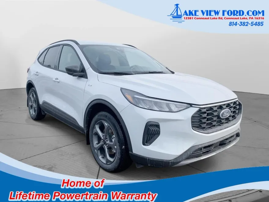 2025 Ford Escape ST-Line photo 1