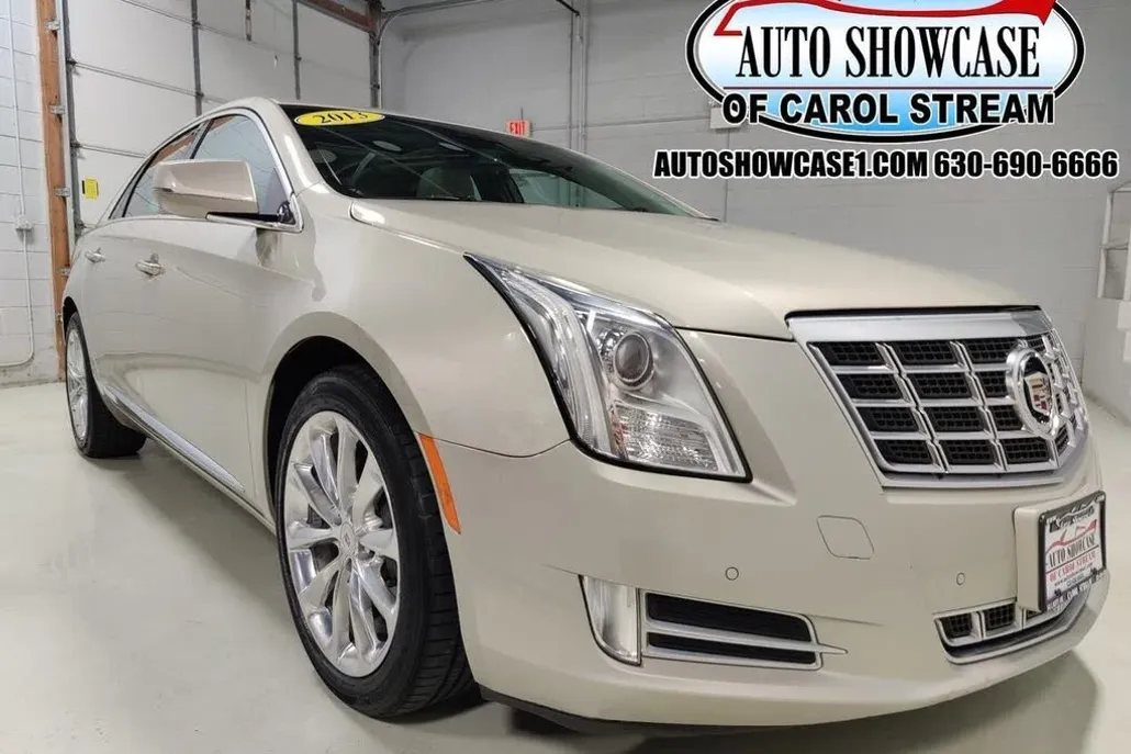 2013 Cadillac XTS Luxury photo 1