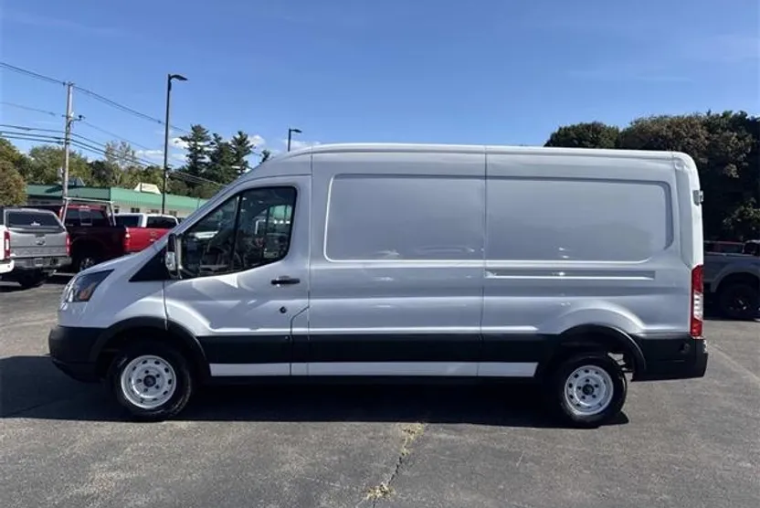2019 Ford Transit photo 1