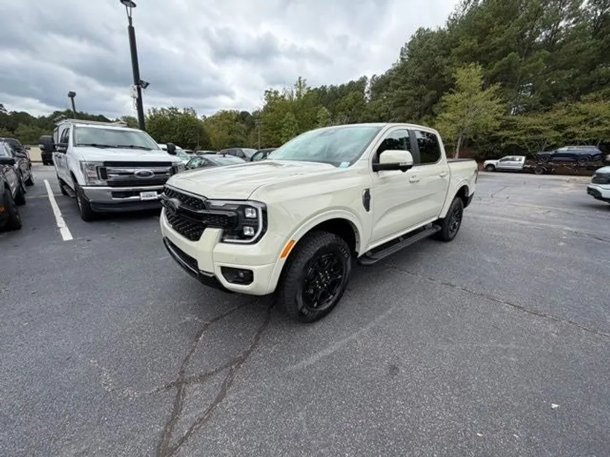 2025 Ford Ranger Lariat photo 1