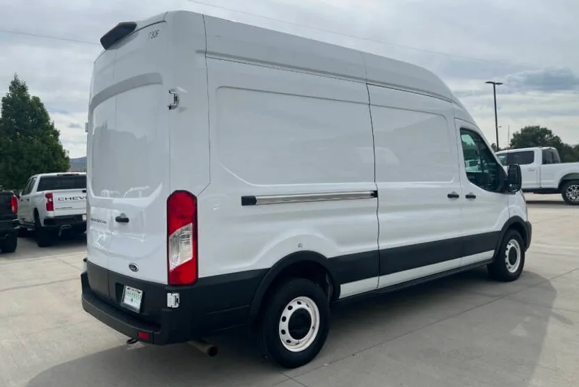 2021 Ford Transit Cargo Van photo 1