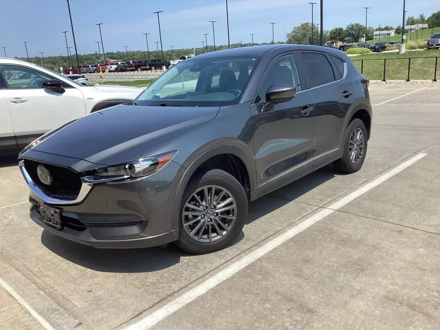 2021 Mazda CX-5 Touring photo 1