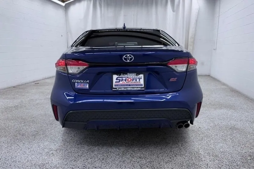 2022 Toyota Corolla SE photo 1
