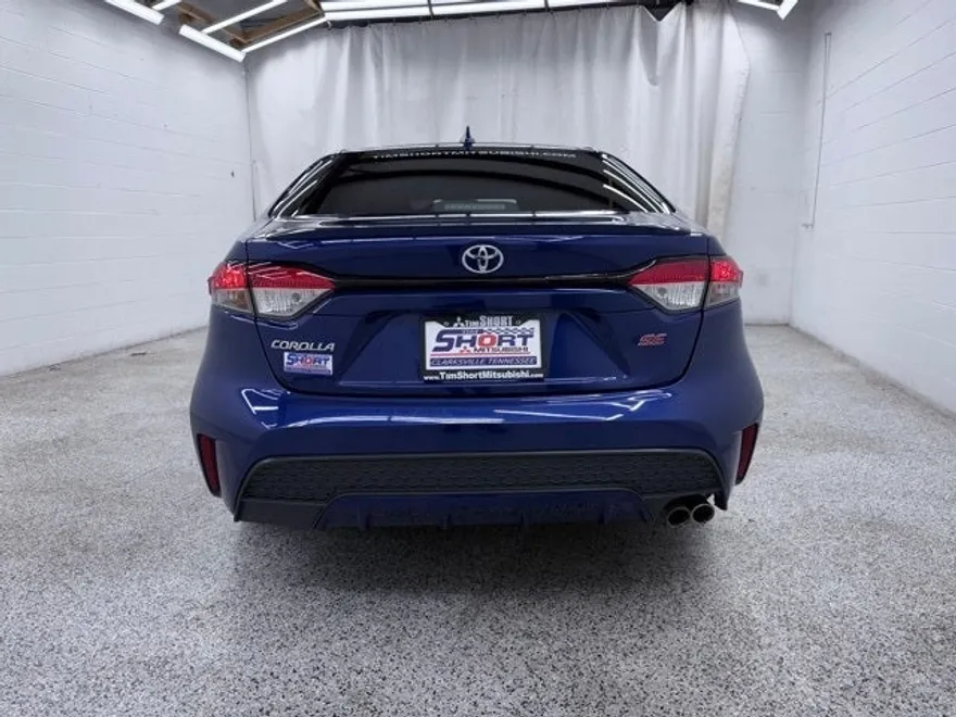 2022 Toyota Corolla SE photo 1