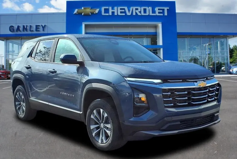 2026 Chevrolet Equinox LT photo 1